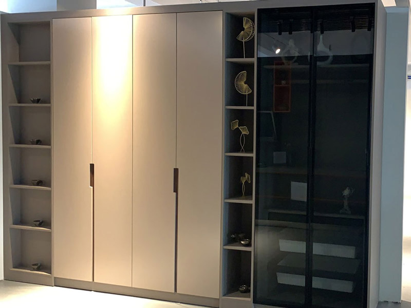 顺馨展厅衣柜